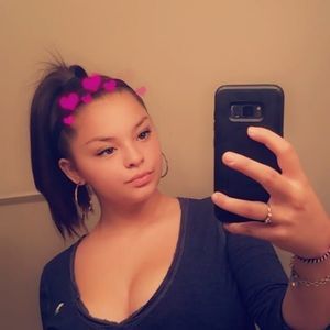 Meet your Posher, Jasmine